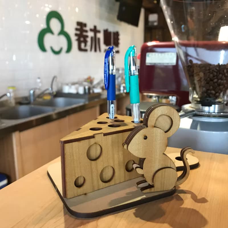【手作DIY】黃金鼠 起司 木製筆筒 文具收納 辦公室用品 實用