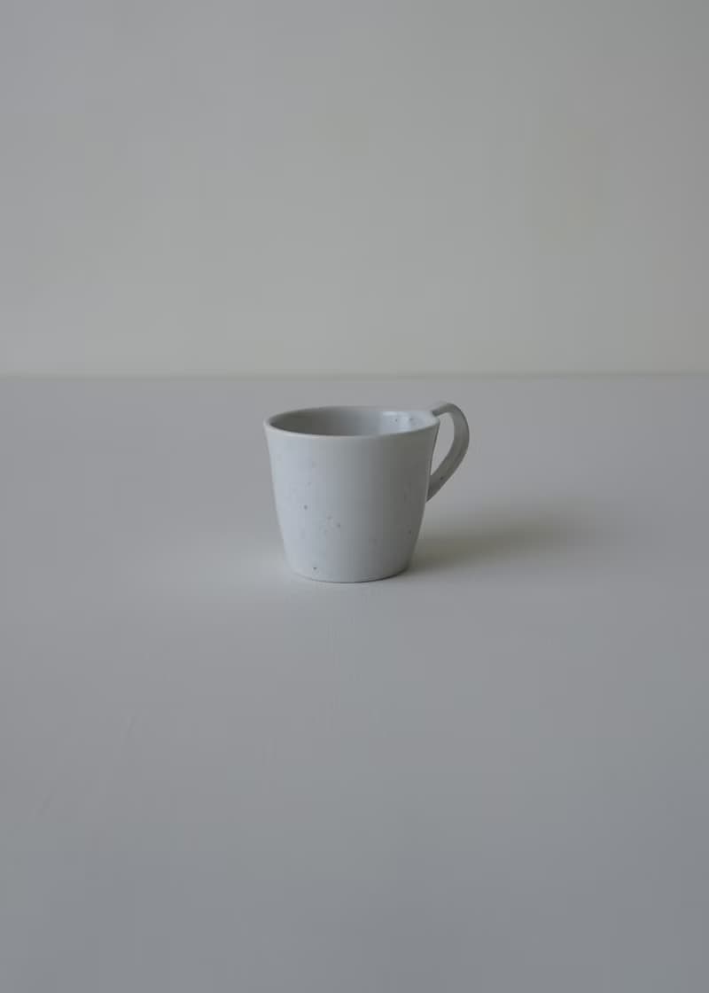 白瓷杯