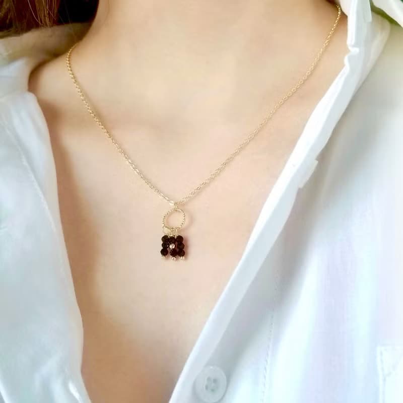 黑尖晶石吊墜靈氣開運水晶項鍊 | 清理負能量 舒緩情緒壓力 自信