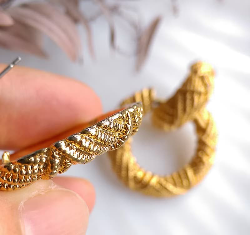 Vintage Jewelry 西洋古董飾品 金色調 垂墜 編繩 針式耳環