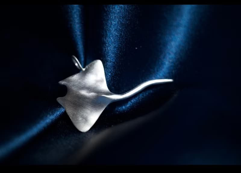 /莓飾/ 訂製 魟魚 吊墜 銀飾 S925 純銀 吊飾(項鍊/鑰匙圈可) 禮