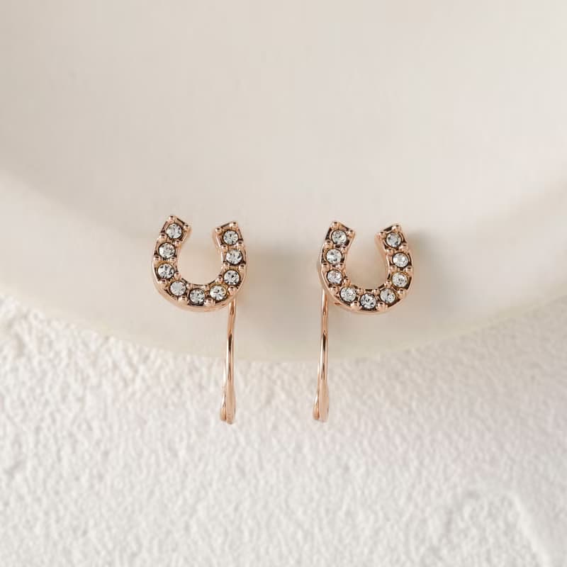 horseshoe loop-fit earring PG　ループフィットイヤリング　馬蹄　ラインストーン　ピンクゴールド
