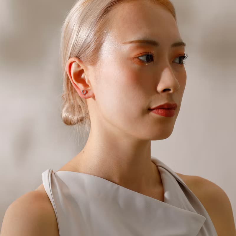 horseshoe loop-fit earring PG　ループフィットイヤリング　馬蹄　ラインストーン　ピンクゴールド