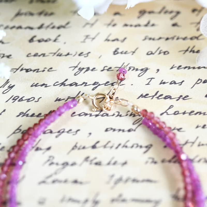 ピンクサファイアとガーネットの2連ブレスレット アジャスター付き 9月1月誕生石