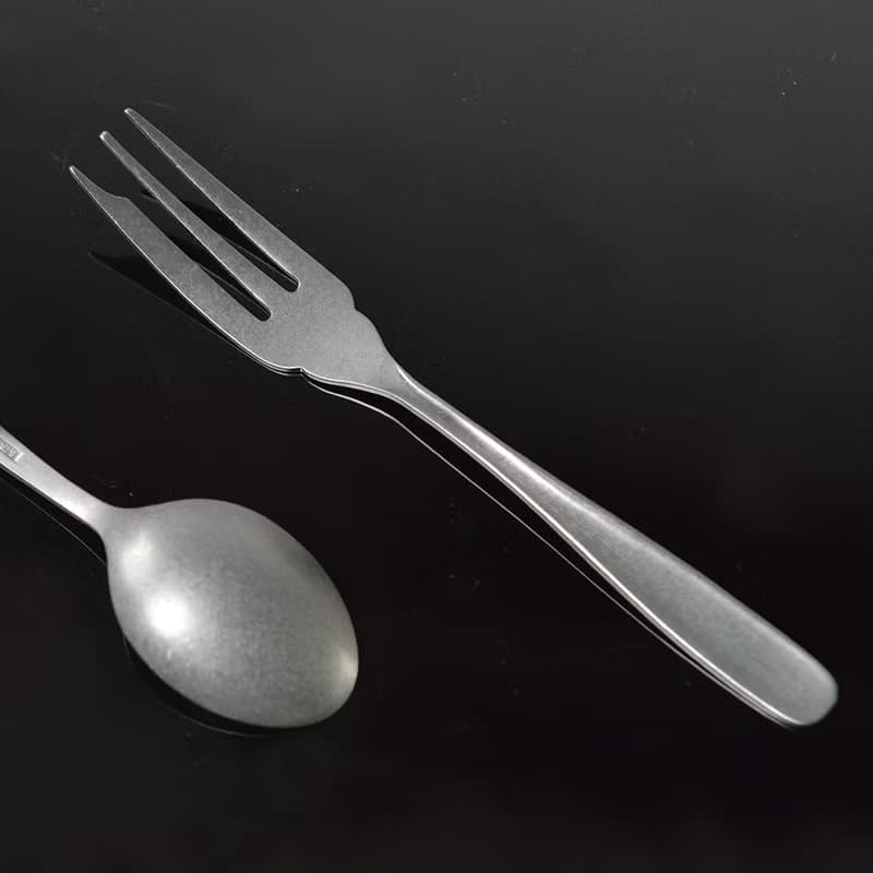 日本高桑金屬 日製熔岩黑石水果甜點叉-3入