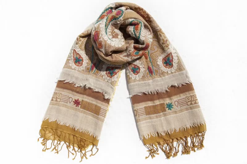 羊絨毛毯 水煮羊毛披肩/針織圍巾/刺繡圍巾/羊絨披巾/喀什米爾Cashmere 聖誕節禮物 交換禮物 母親節 父親節-花