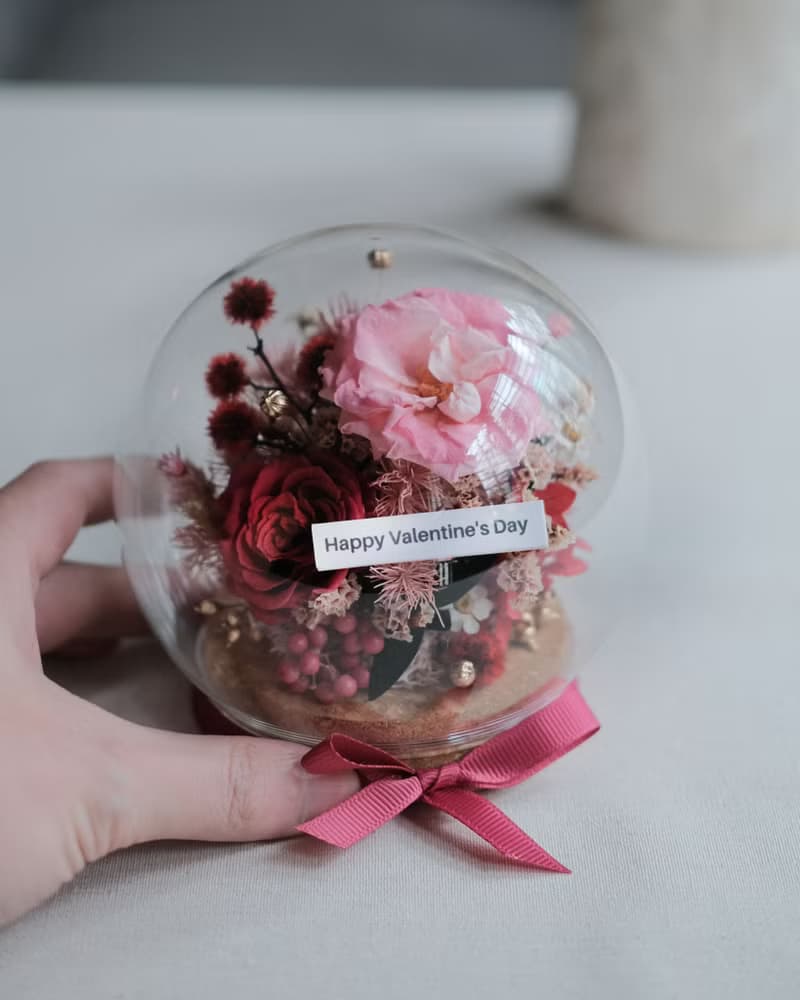 母親節永生花/乾燥花圓球玻璃盅/酒紅薔薇色/生日禮物/刻字/母親
