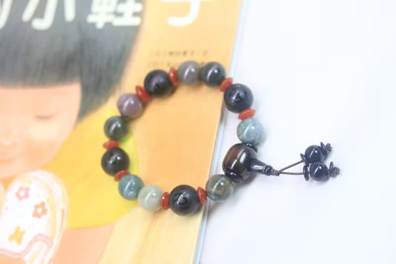 【六字真言】天然瑪瑙手串 五彩精品男士手鏈 送禮物 闢邪擋煞
