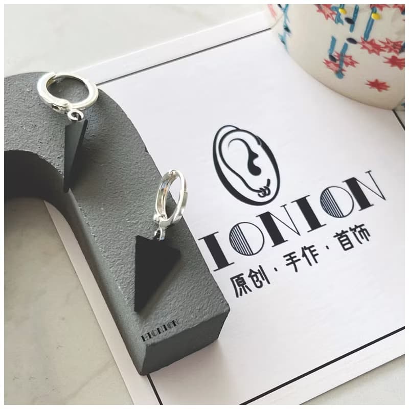 Hi Onion原創夢幻銀河小眾純銀耳釘耳扣黑白撞色情侶耳環極簡高級