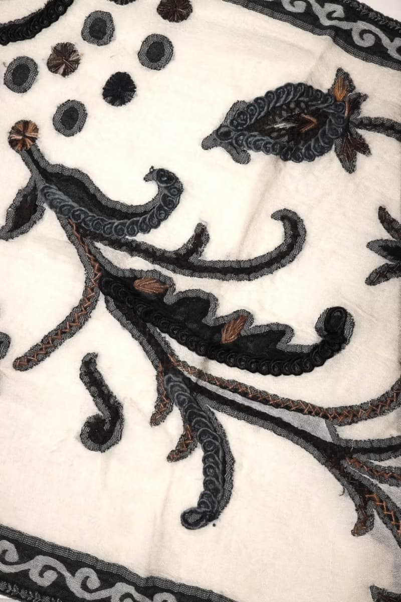 【情人節禮物】喀什米爾水煮羊毛手工刺繡圍巾披肩黑白色水墨畫薄