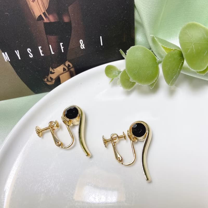 【西洋古董飾品】精品質感設計時尚 黑萊茵鑲嵌鑲嵌 耳環 耳夾