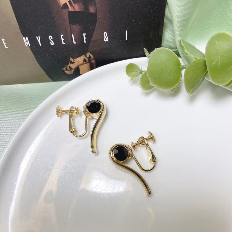 【西洋古董飾品】精品質感設計時尚 黑萊茵鑲嵌鑲嵌 耳環 耳夾