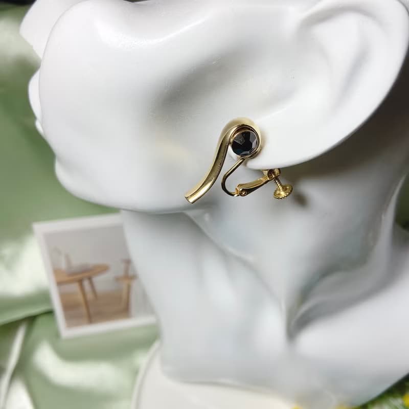 【西洋古董飾品】精品質感設計時尚 黑萊茵鑲嵌鑲嵌 耳環 耳夾