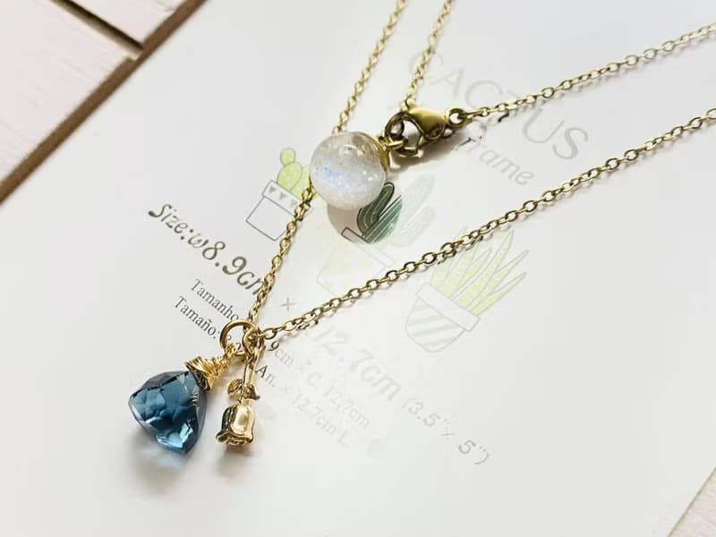 天然石英石 倫敦藍 玫瑰 雪花玻璃球項鍊【野玫瑰之淚】