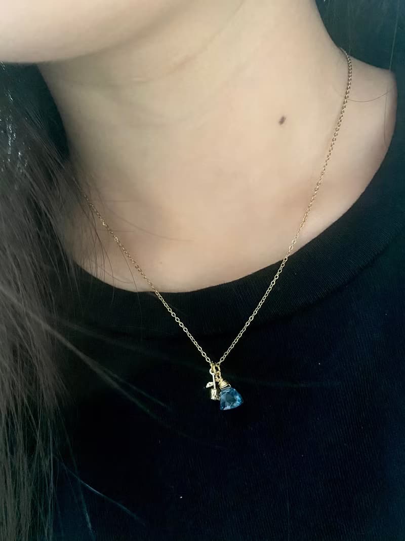 天然石英石 倫敦藍 玫瑰 雪花玻璃球項鍊【野玫瑰之淚】