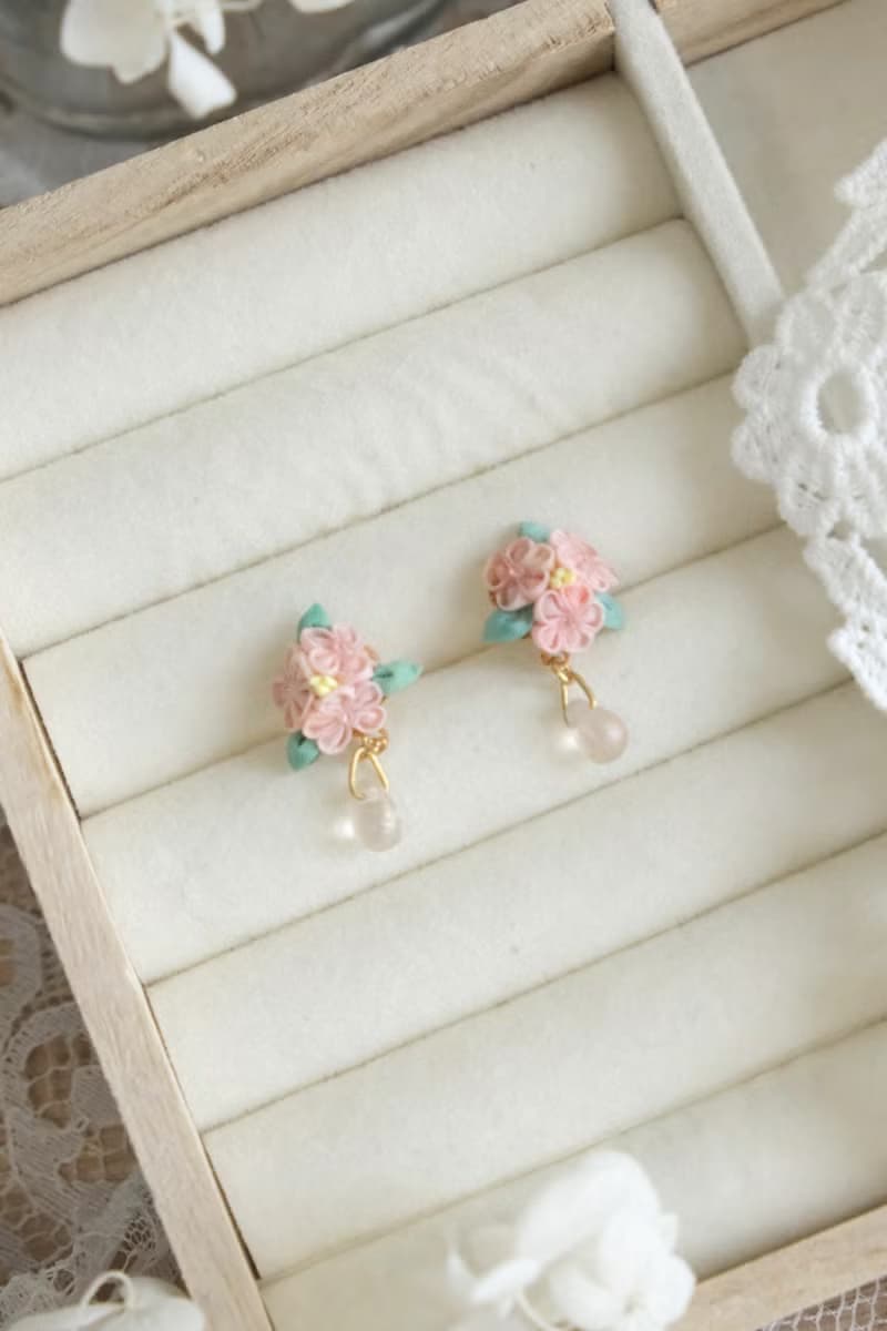 紫式 日系捧花耳釘 細工花布花