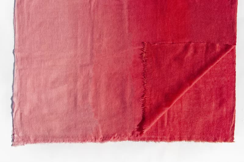 喀什米爾Cashmere/羊絨圍巾/純羊毛圍巾披巾/戒指絨披肩-草莓漸層
