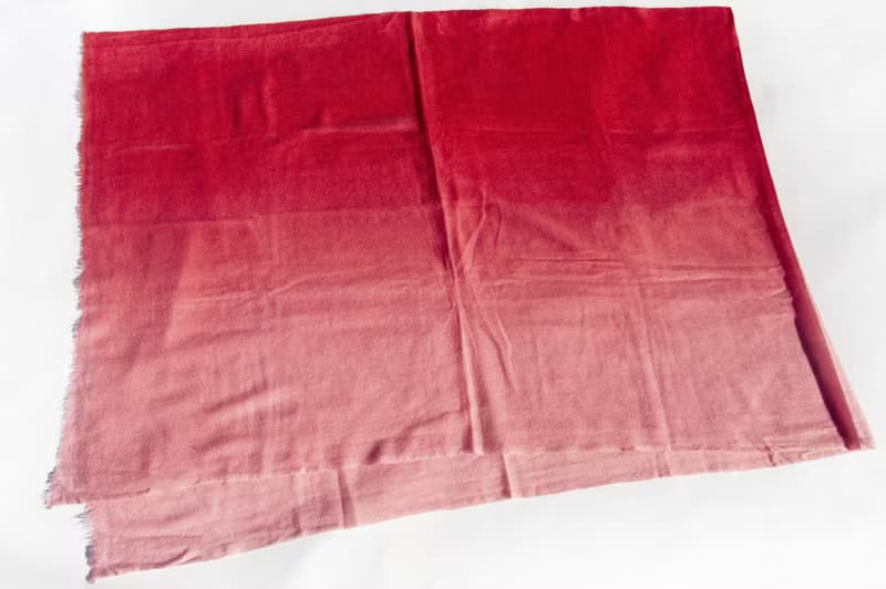 喀什米爾Cashmere/羊絨圍巾/純羊毛圍巾披巾/戒指絨披肩-草莓漸層