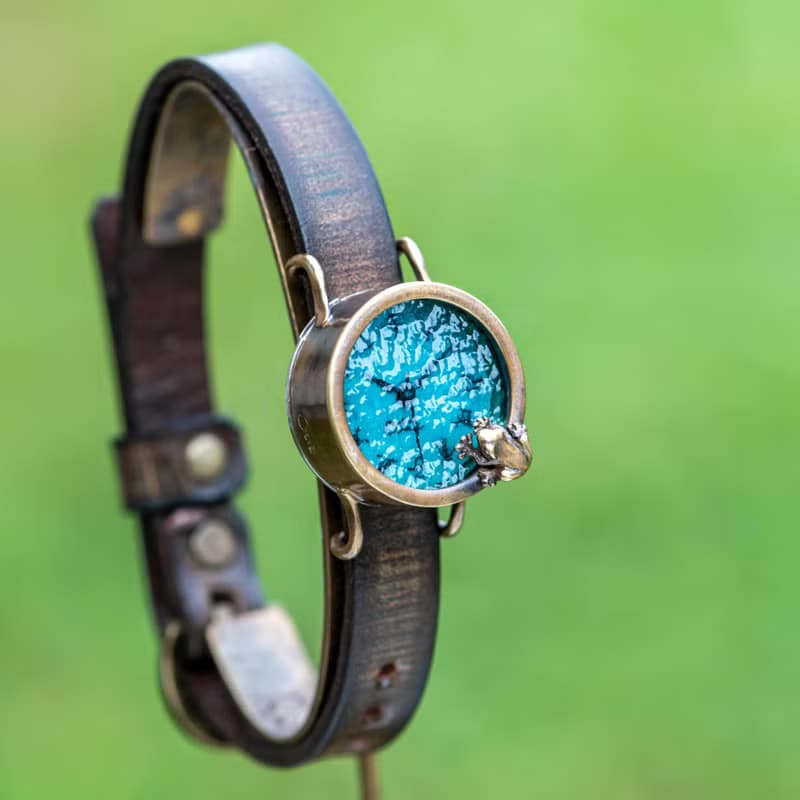 窺視著池面的青蛙 江戶文字手錶 S 墨綠