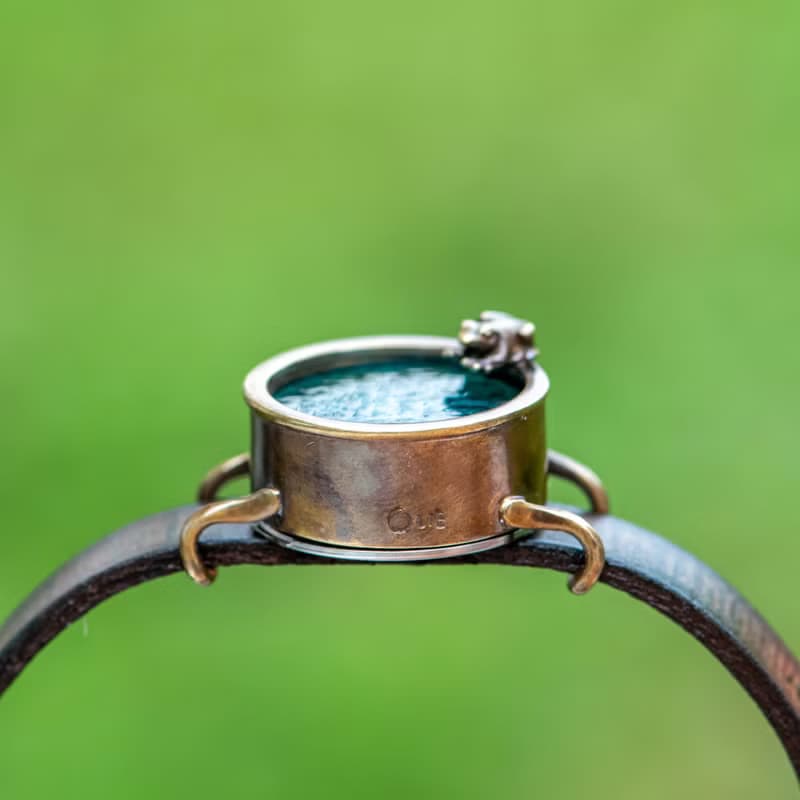 窺視著池面的青蛙 江戶文字手錶 S 墨綠