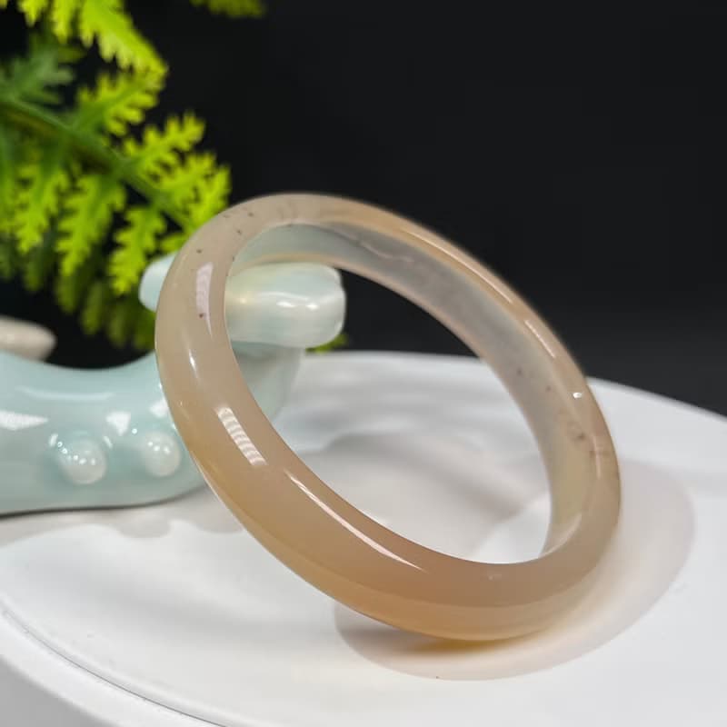 獨特卡其色瑪瑙手鐲56MM 冰透起光飄花玉髓手環 靜心冥想 顯氣質