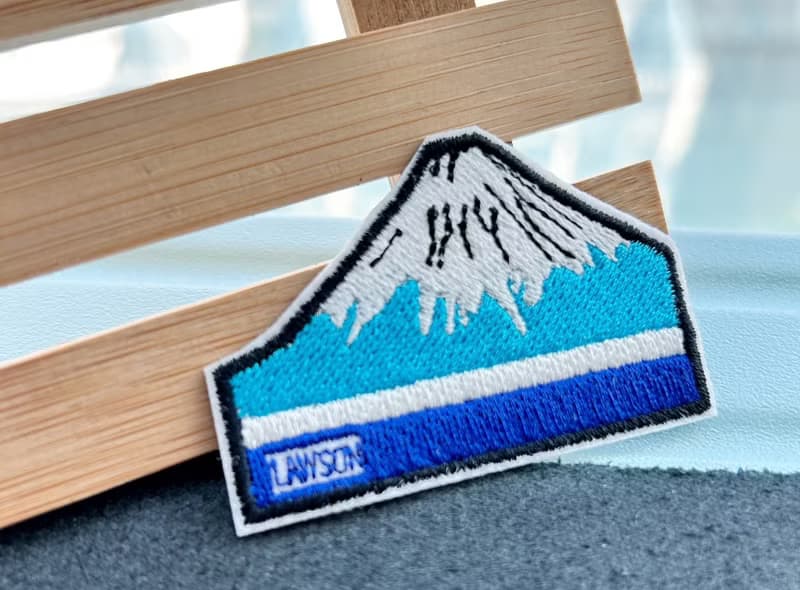 個人化全彩姓名刺繡行李飄帶-富士山款