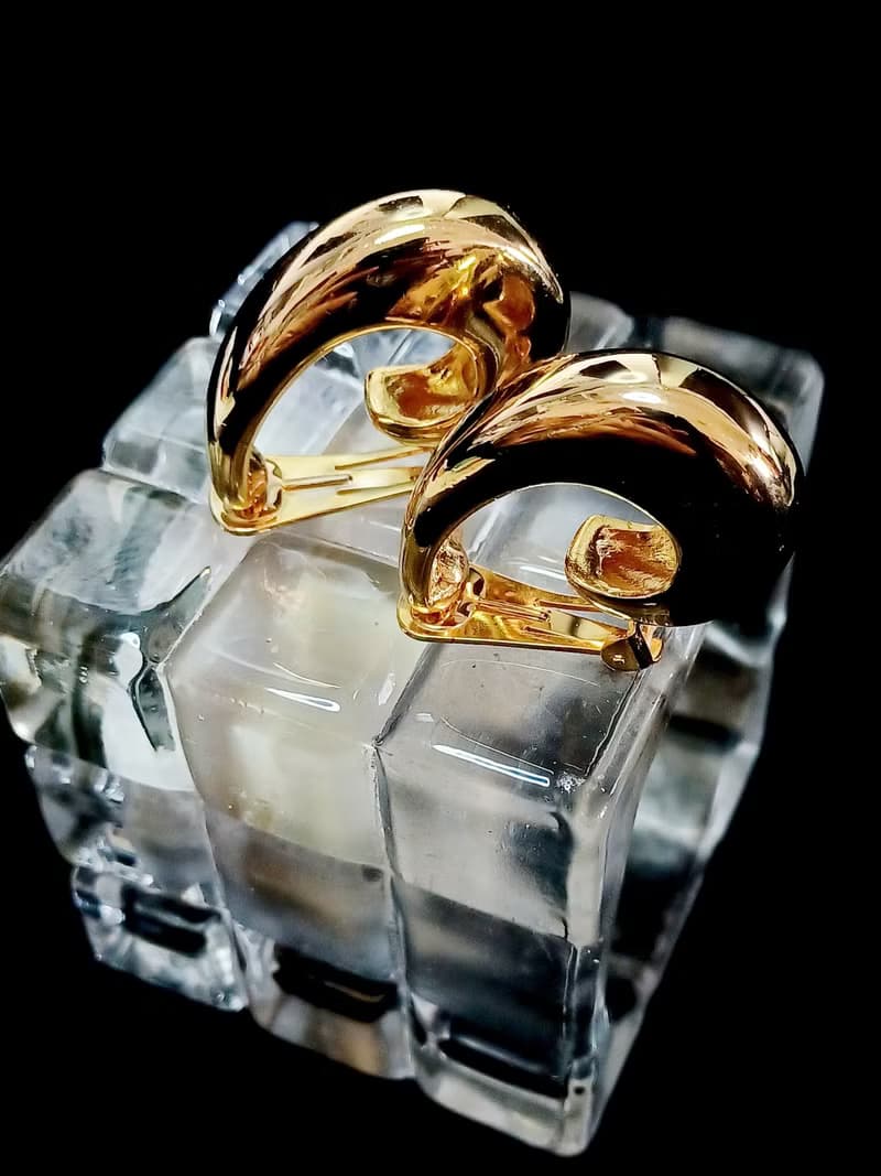 vintage jewelry  立體厚金勾型夾式耳環