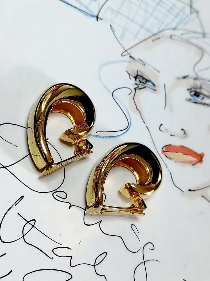 vintage jewelry  立體厚金勾型夾式耳環
