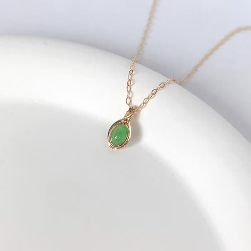 A貨緬甸陽綠翡翠項鍊小清新天然果綠翡翠鎖骨鏈 14KGF精緻感項鏈