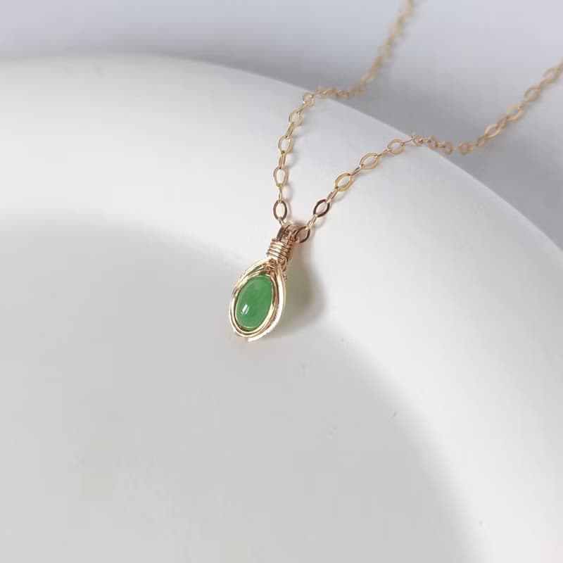 A貨緬甸陽綠翡翠項鍊小清新天然果綠翡翠鎖骨鏈 14KGF精緻感項鏈