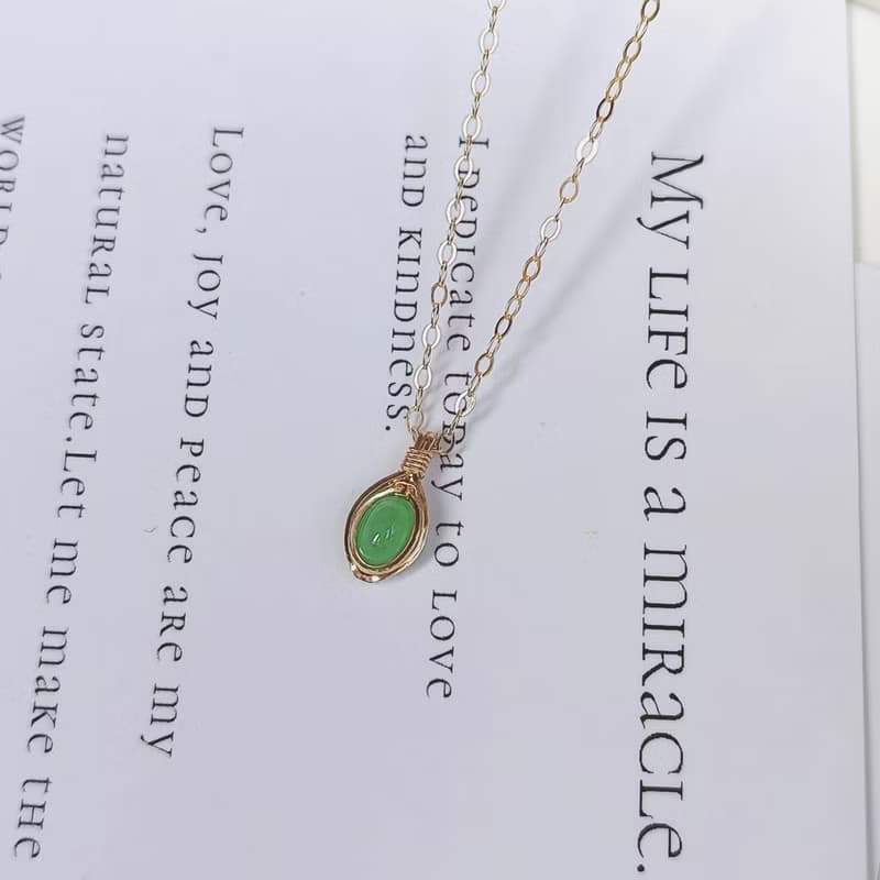 A貨緬甸陽綠翡翠項鍊小清新天然果綠翡翠鎖骨鏈 14KGF精緻感項鏈