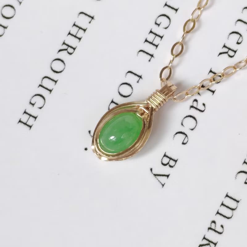 A貨緬甸陽綠翡翠項鍊小清新天然果綠翡翠鎖骨鏈 14KGF精緻感項鏈