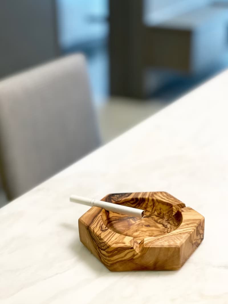 北非橄欖木煙灰缸