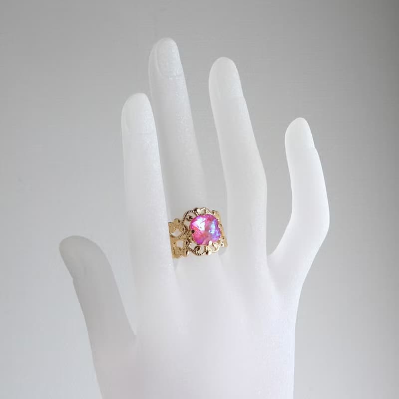 Lotus pink・大粒スクエア クリスタルガラスの アンティーク調リング・フリーサイズ ロリータ 蘿莉塔 哥德蘿莉