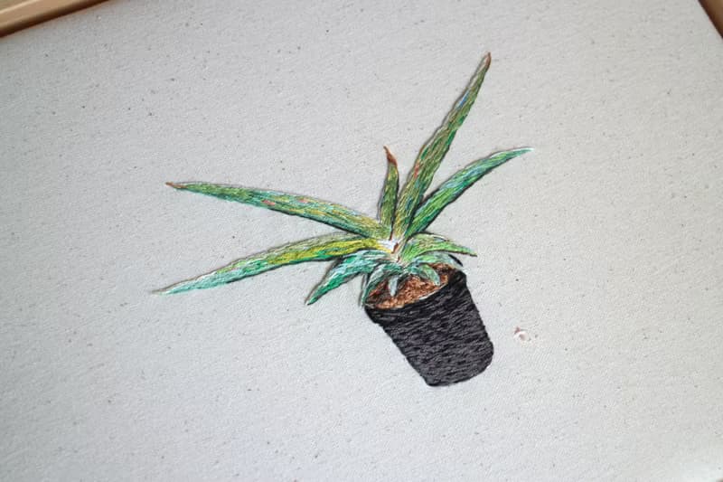 手工刺繡掛畫 / 盆栽