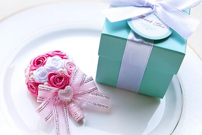 Tiffany盒裝  實用小捧花磁鐵 (2色可挑)  伴郎伴娘禮 驚喜抽獎