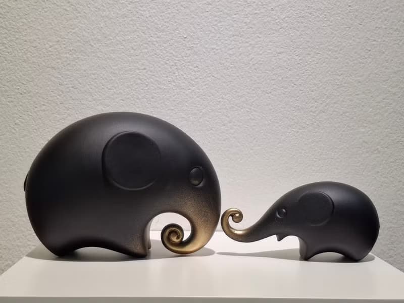 Elephant sculpture Chalizsa