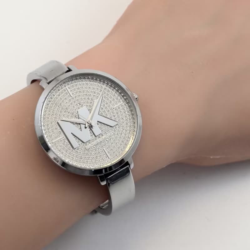 Michael Kors MK-4432 レディース クォーツ 腕時計 シルバー MKロゴデザイン クリスタル装飾 手錶 古董錶