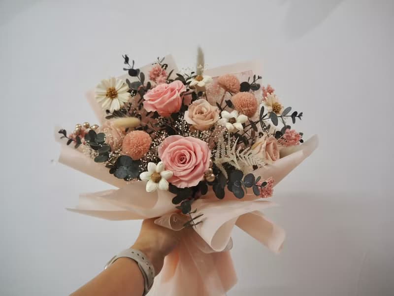 心花朵朵開粉嫩花束_貳伍花坊