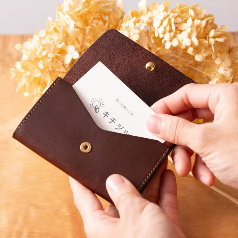 シンプルなマチつきカードケース 名刺入れ　Patan-card マチつき #Chocolate【入学祝】【就職祝】【カスタム可能なギフト】