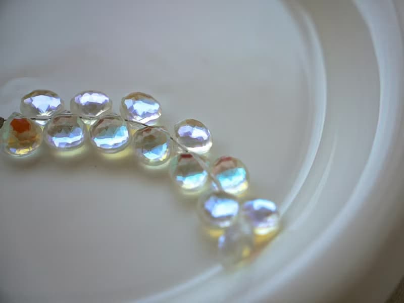 SV925/ 14KGF AURORA極光 施華洛世奇水晶耳環(耳夾) 水滴 彩虹光