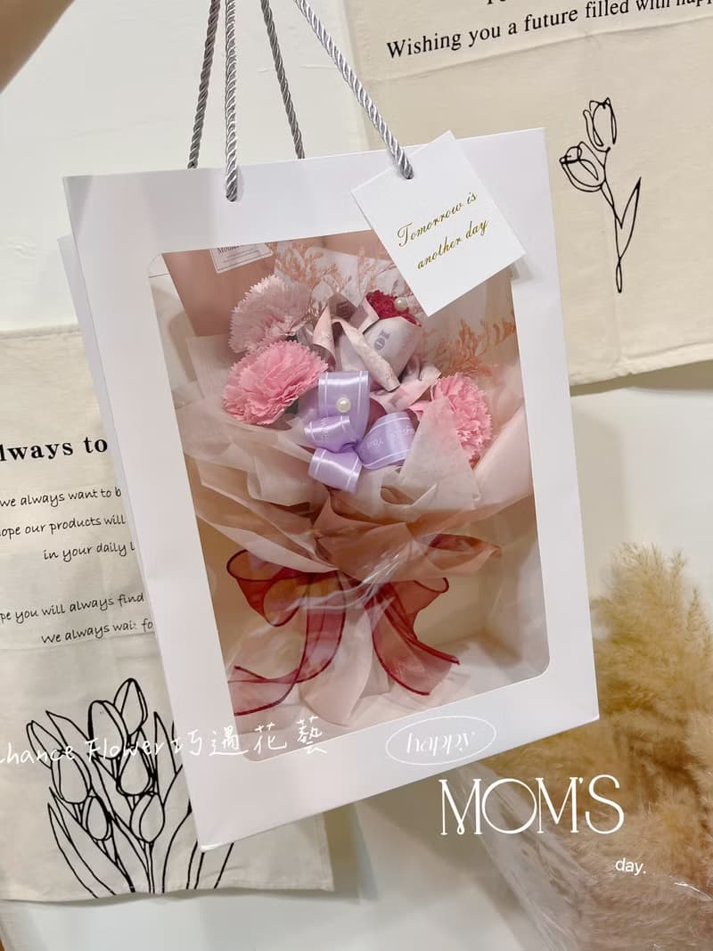 康乃馨有錢花束 康乃馨花束 香皂康乃馨 母親節花束