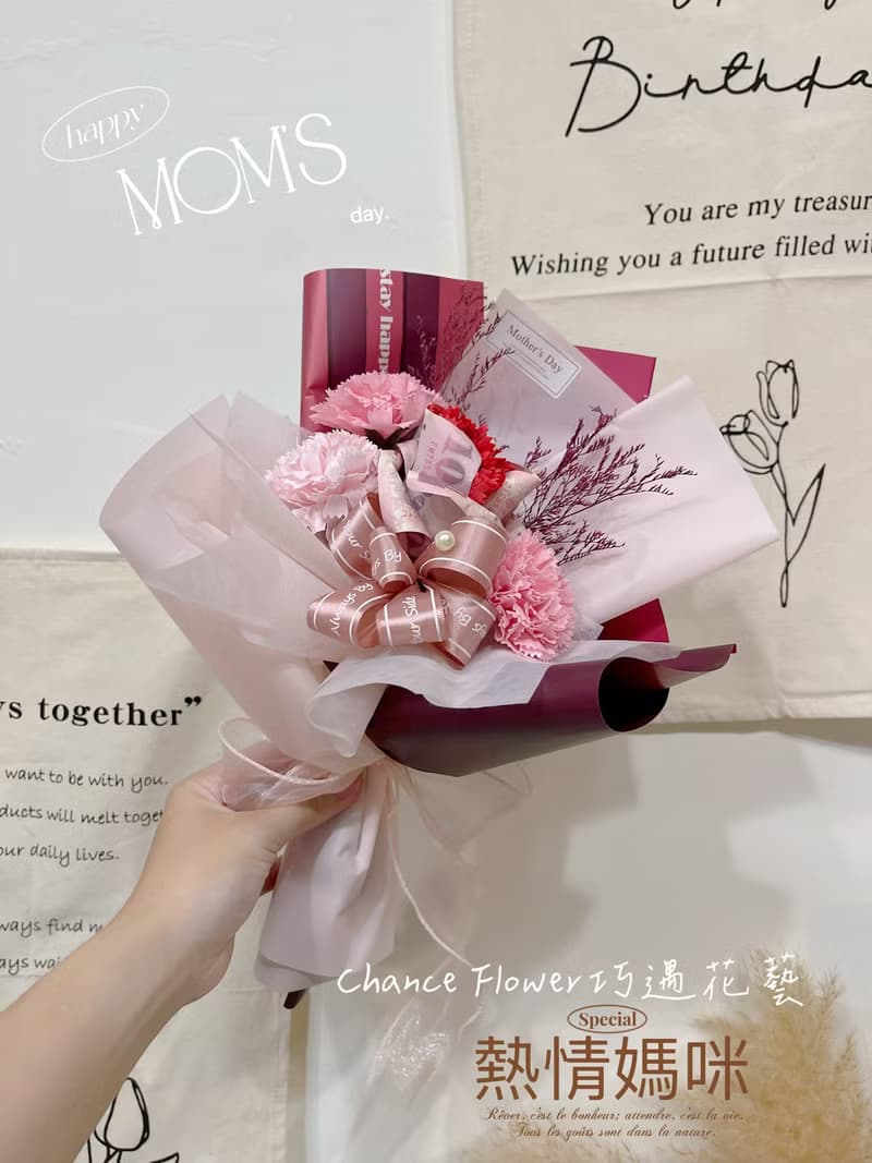 康乃馨有錢花束 康乃馨花束 香皂康乃馨 母親節花束