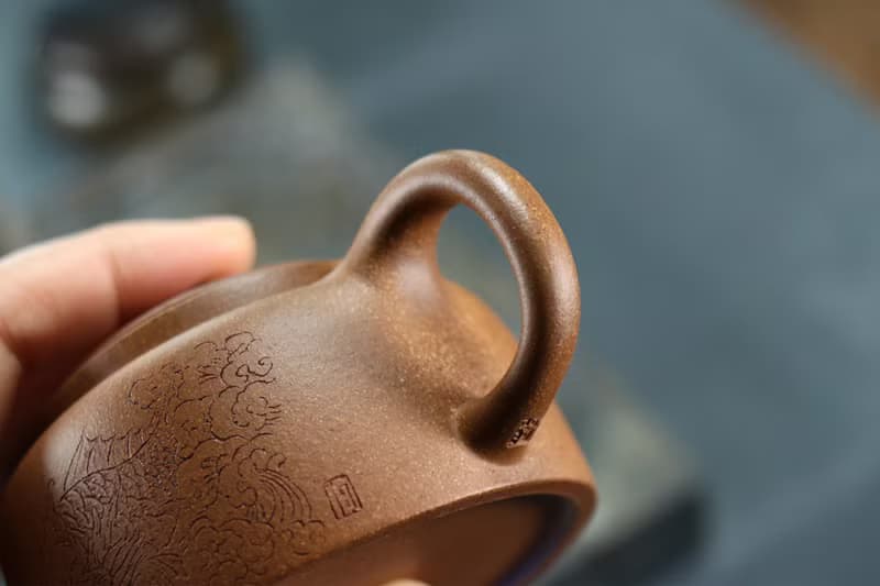 送禮紫砂壺茶壺唐井栏 精小品  老段泥 150ml 9孔 刘素素制  此壶