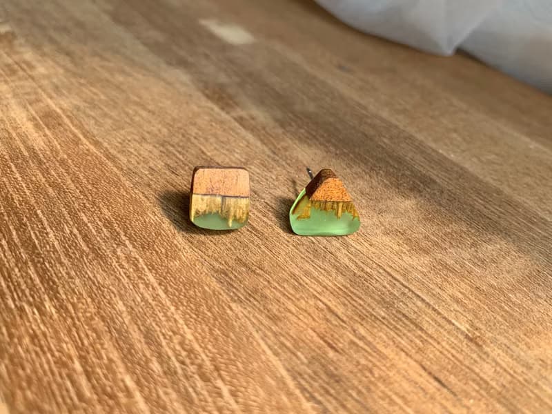 【森林耳釘】木作工藝 / 木作飾品 / 耳釘 / 樹脂材質 / 女孩配件