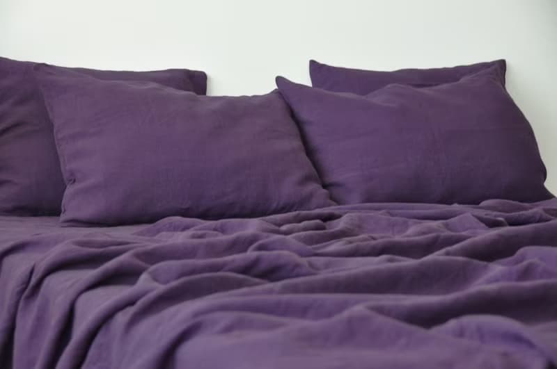 Deep purple linen fitted sheet / Softened linen bed sheet / Deep pocket