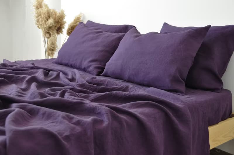 Deep purple linen fitted sheet / Softened linen bed sheet / Deep pocket
