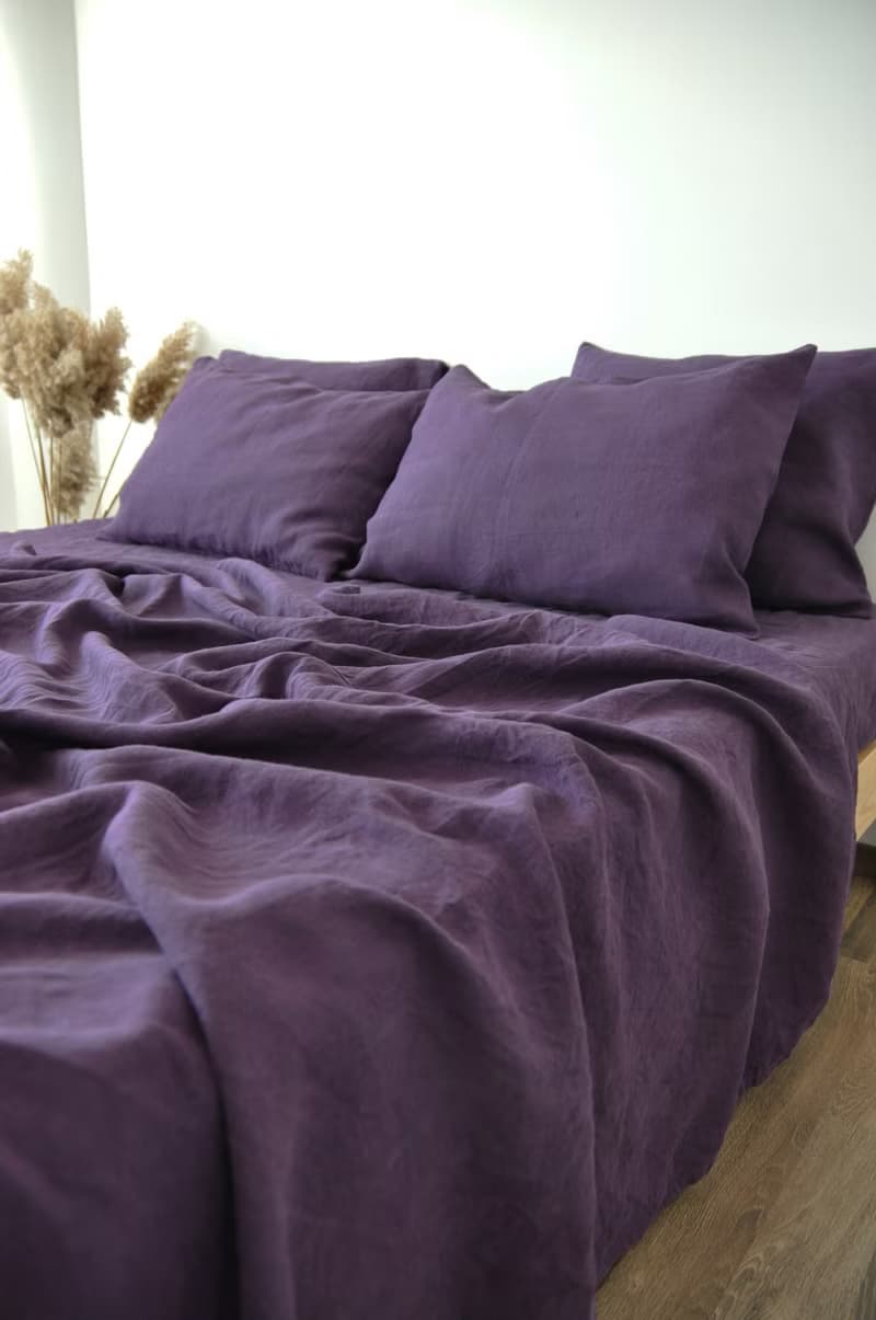 Deep purple linen fitted sheet / Softened linen bed sheet / Deep pocket
