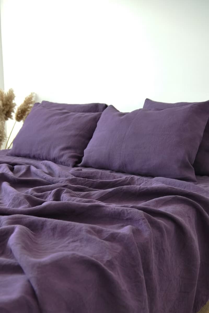 Deep purple linen fitted sheet / Softened linen bed sheet / Deep pocket