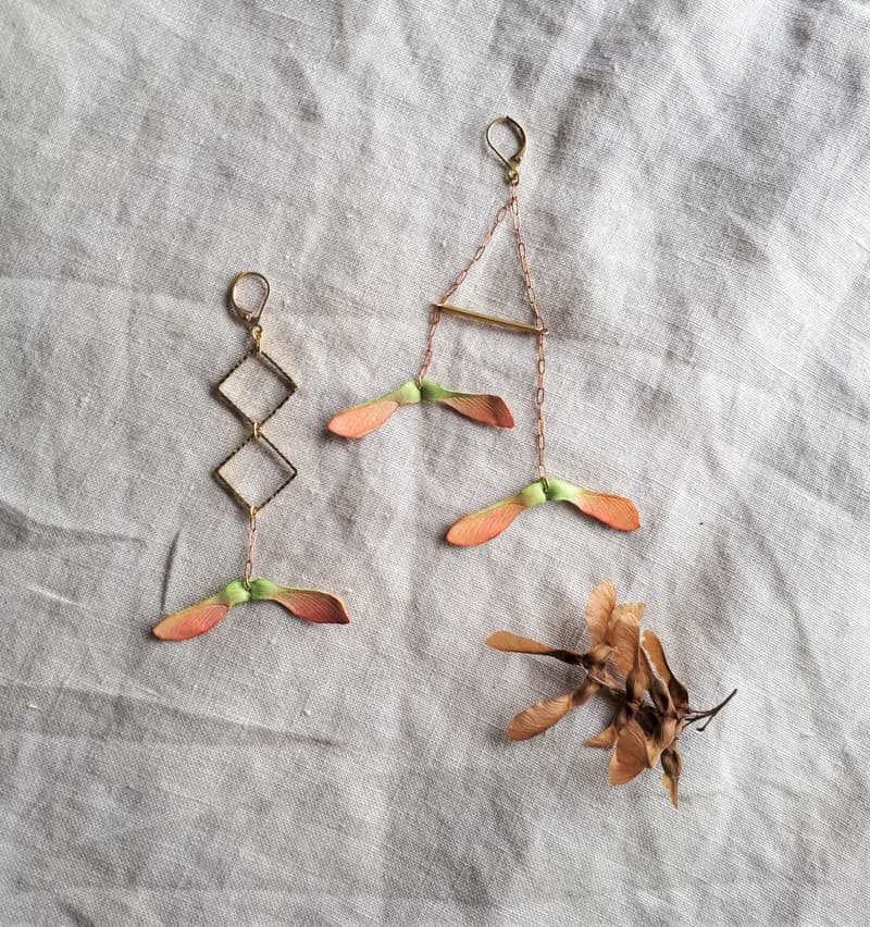青楓翅果耳環_手染塑型皮革一對
